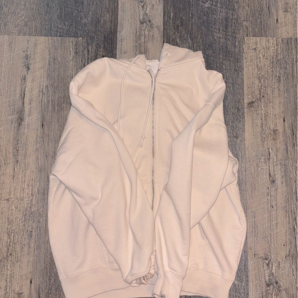 brandy melville christy hoodie
